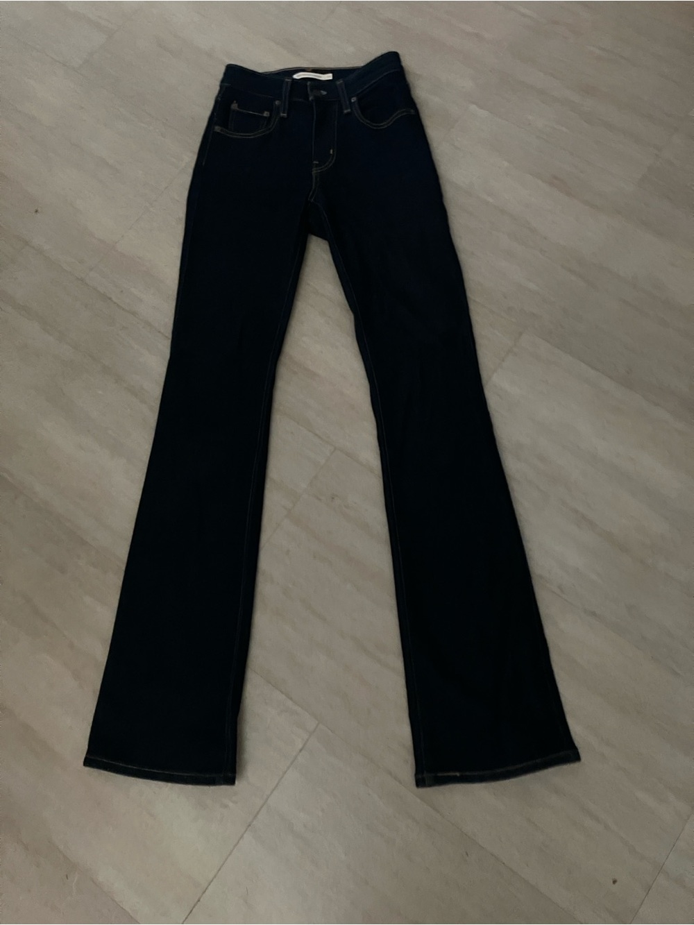 Levi's 725 High Rise Bootcut - Picture 4 of 7